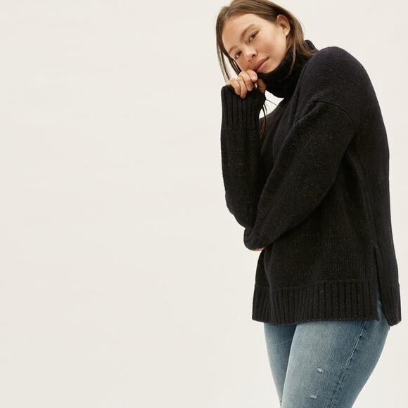 Everlane | The Cloud Turtleneck Black Speckle - Picture 4 of 10